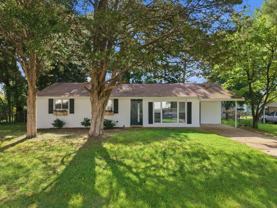 308 Harolds Dr Nw - Photo 1 of 1