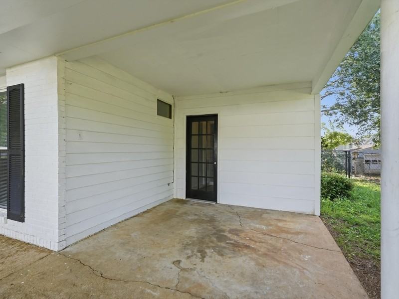 308 Harolds Dr Nw - Photo 4 of 24