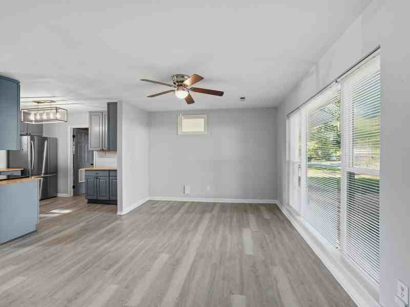 308 Harolds Dr Nw - Photo 7 of 24