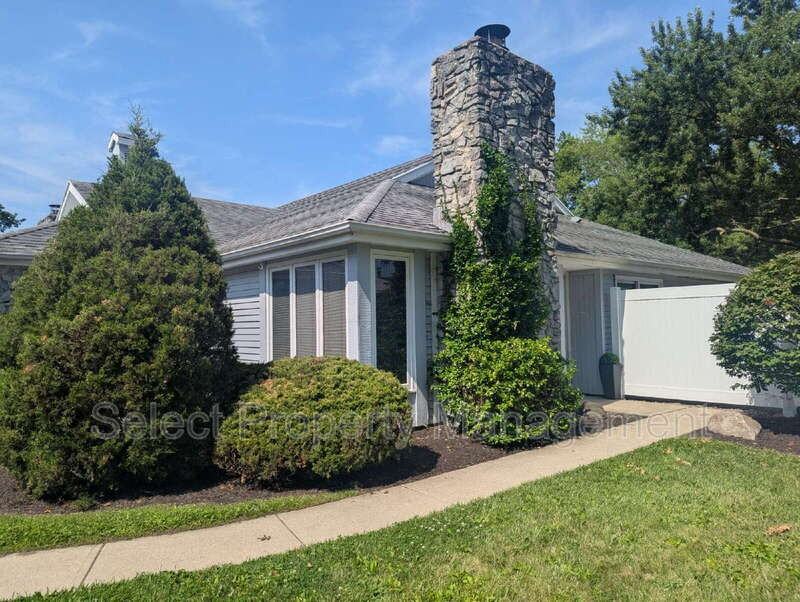 4619 Arlington Pkwy S - Photo 2 of 24