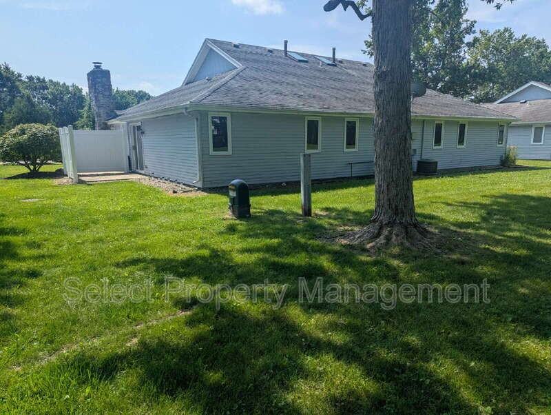 4619 Arlington Pkwy S - Photo 4 of 24