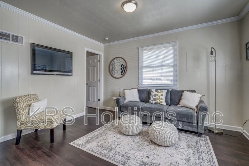 3145 Parkdale Rd #3145 - Photo 2 of 10