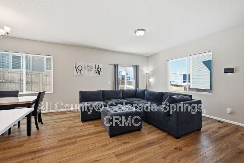 11461 Wigeon Way - Photo 2 of 22