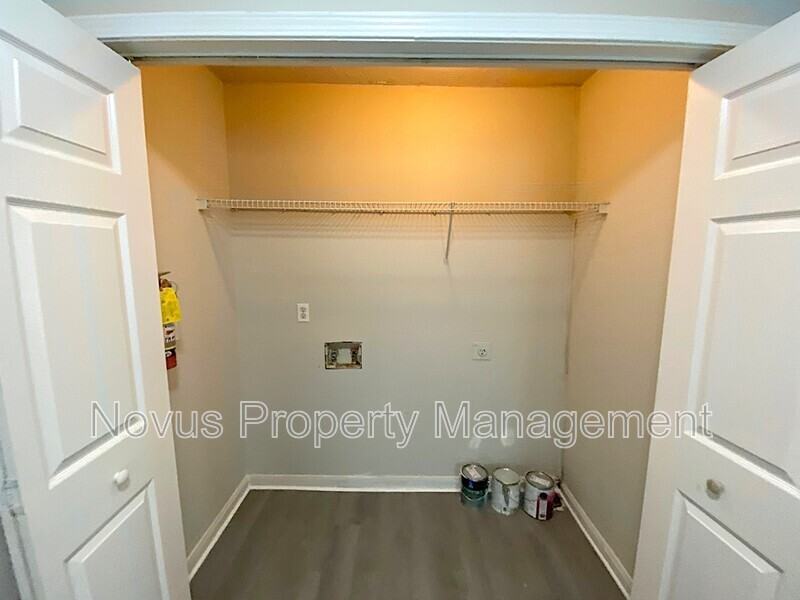 176 Smith Ave #A - Photo 6 of 15