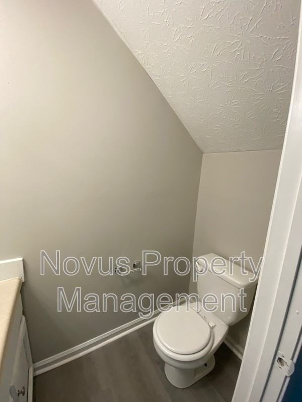 176 Smith Ave #A - Photo 7 of 15