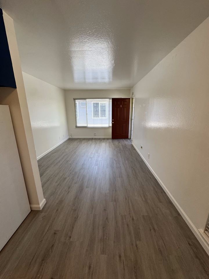 701 9th Avenue - Photo 7 of 19