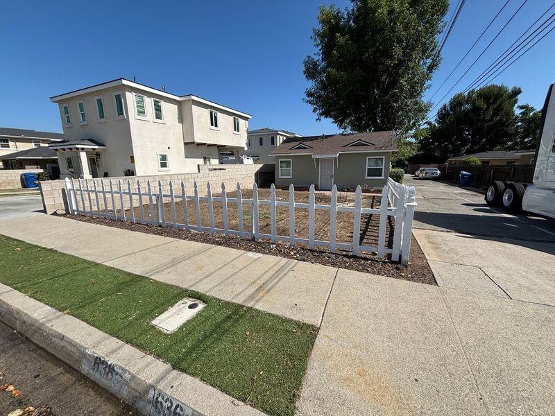 634 E Lemon Ave #634 - Photo 4 of 31
