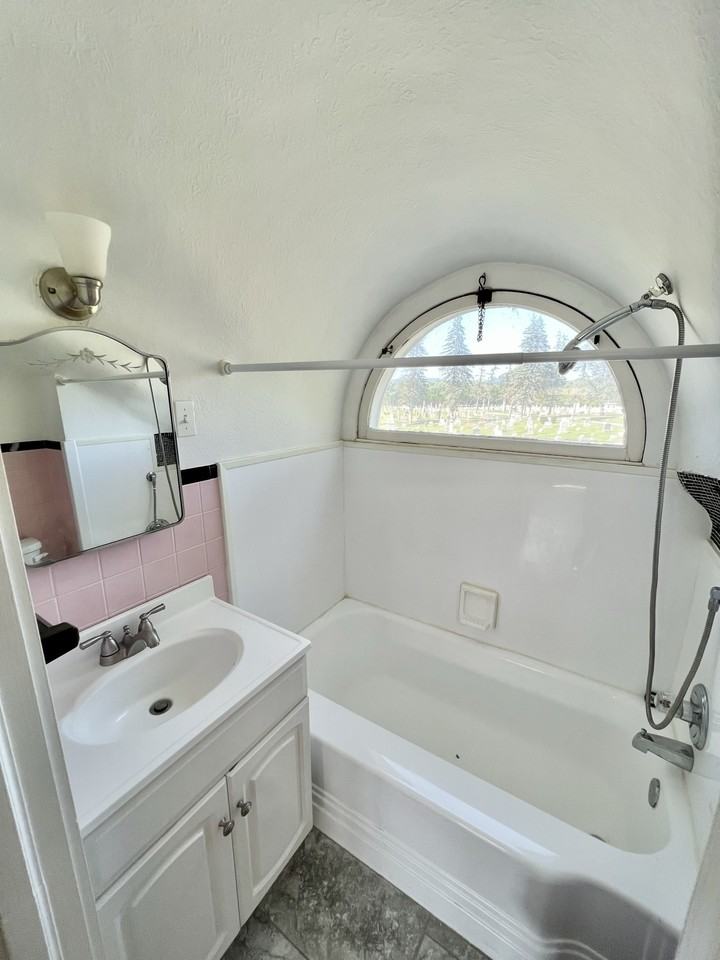 70 Lyman Street - Photo 7 of 8