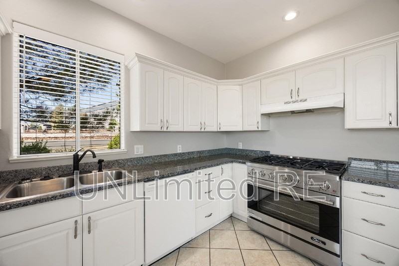6001 N Tower Ln #A - Photo 7 of 28