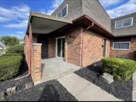 featured image of 816 Orchard St