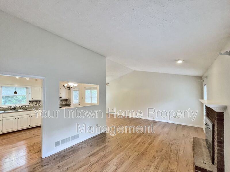 3116 Medley Rdg - Photo 3 of 19