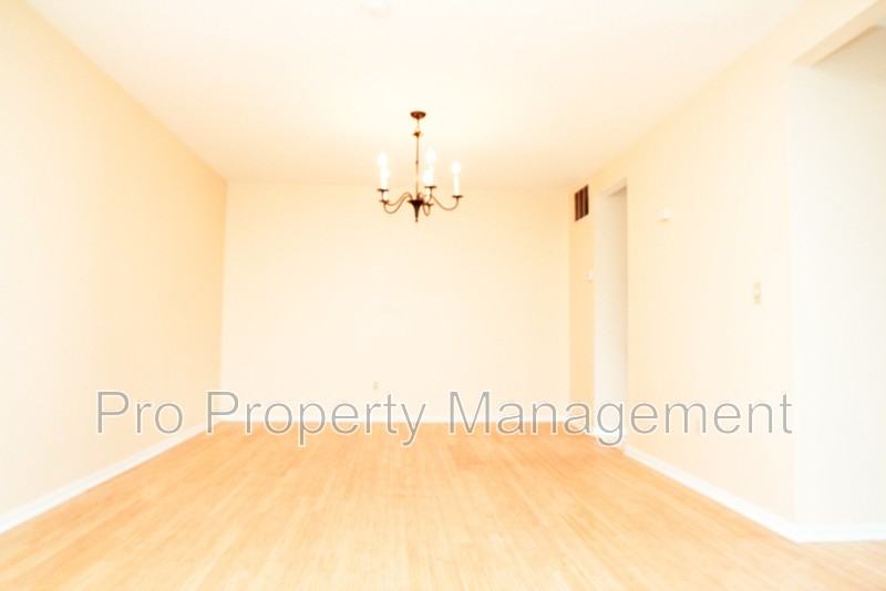 97-99 Park Ave #10 - Photo 4 of 17