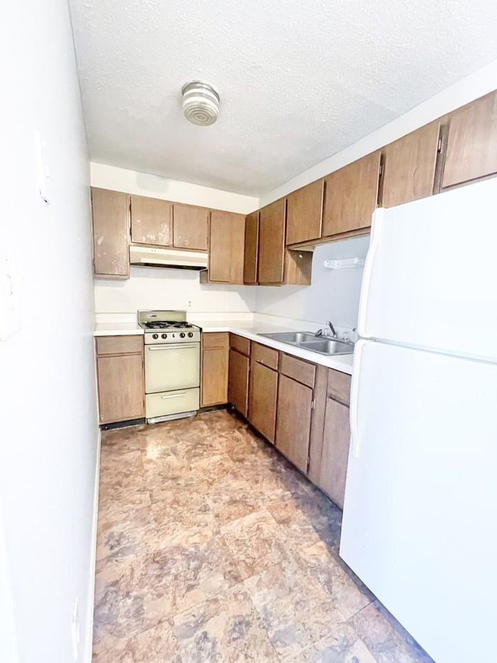 1721 Shawnee Drive - Photo 6 of 11