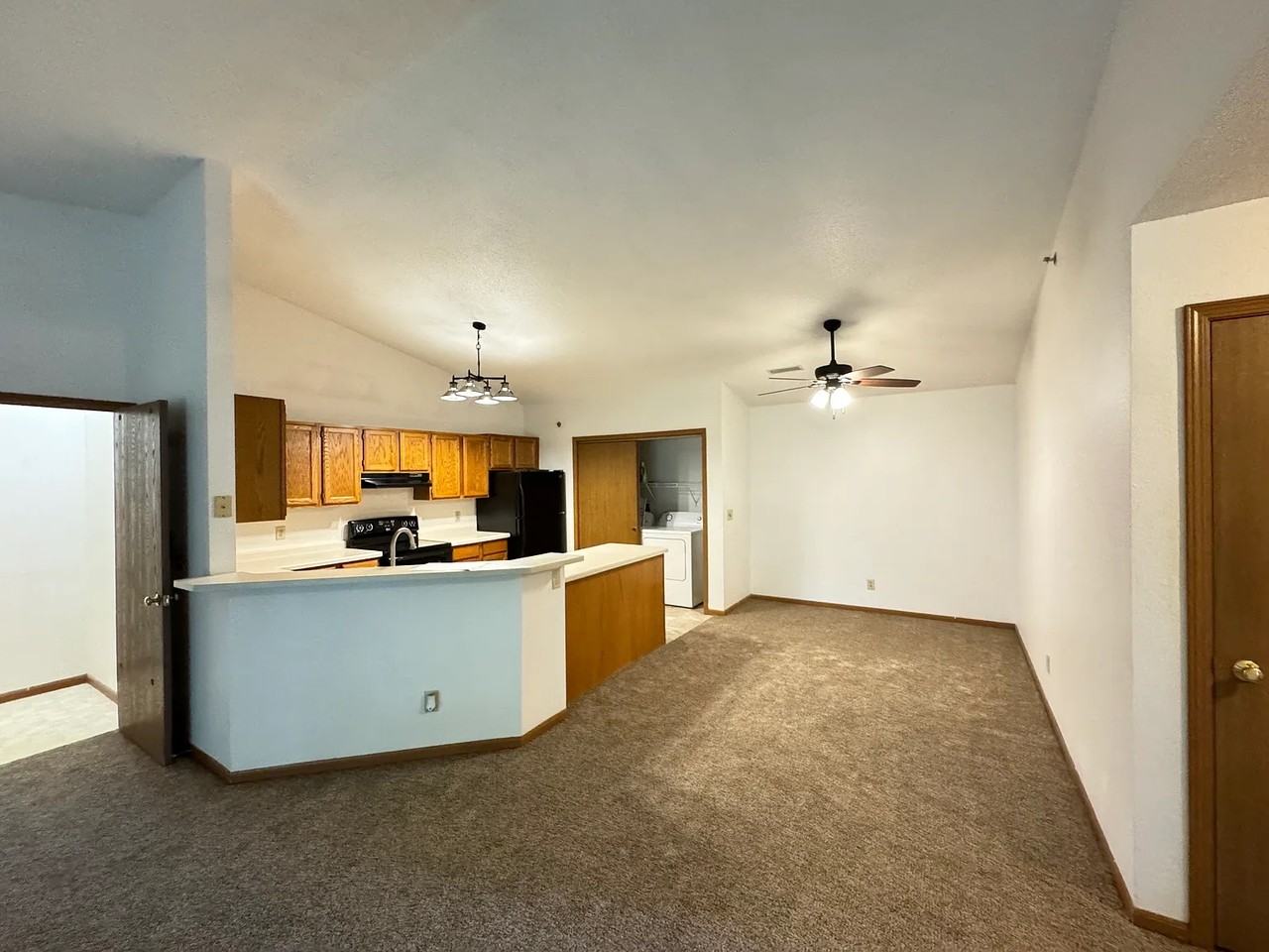 170 West Pioneer Road - Photo 2 of 13
