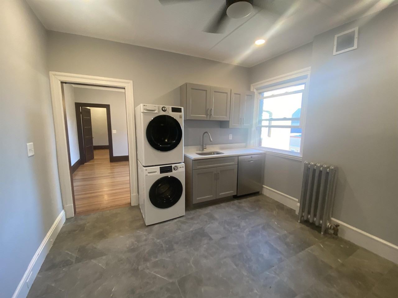 Greystone-r - Photo 3 of 39