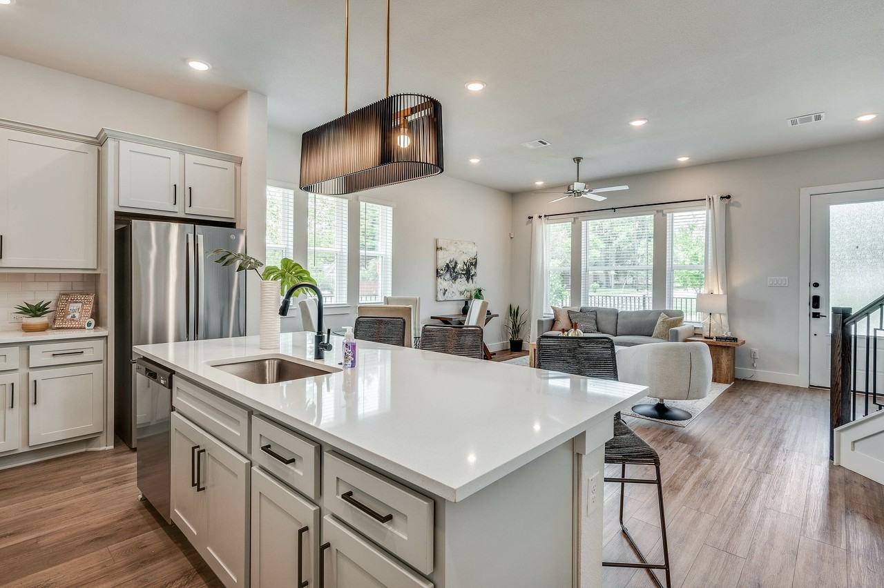Zetta - Photo 5 of 25