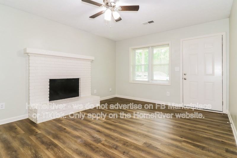 4636 Vintage Ln - Photo 3 of 18