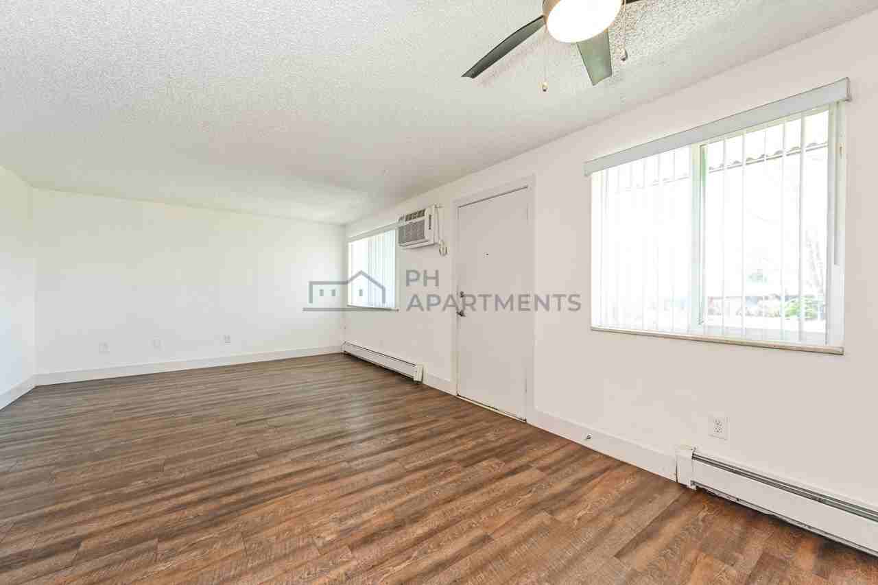 1450 South Reed Street - Photo 7 of 34