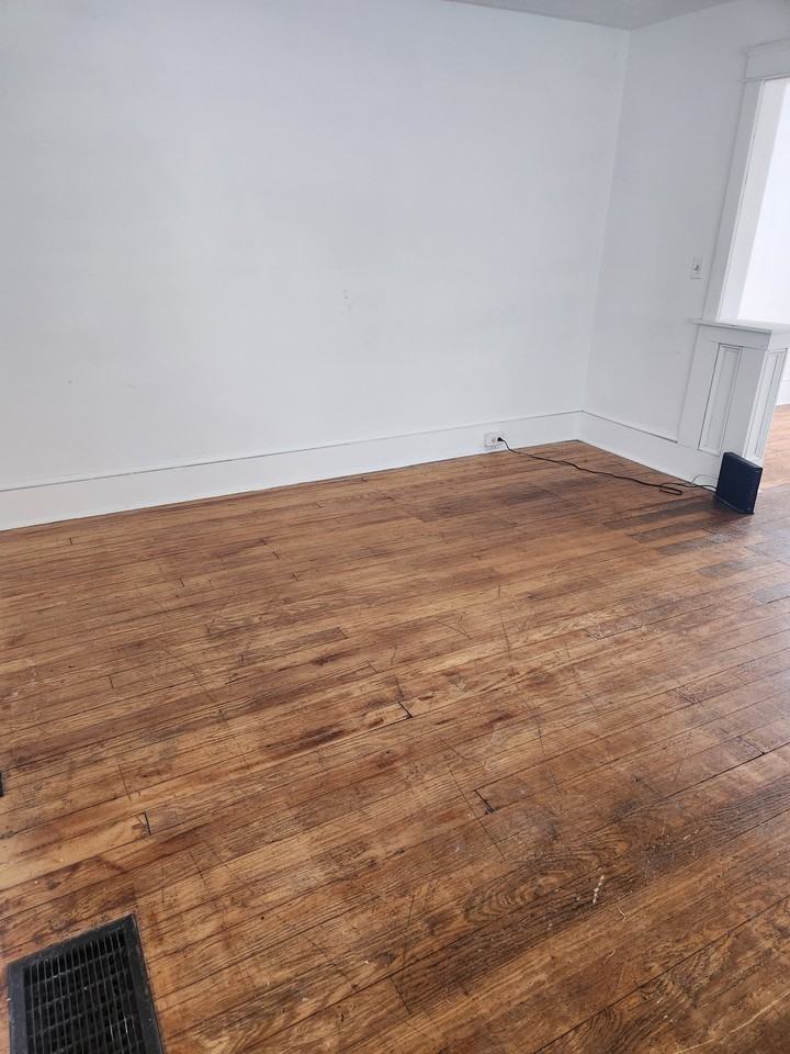 806 West John Street, Martinsburg WV 25401 - Photo 4 of 11