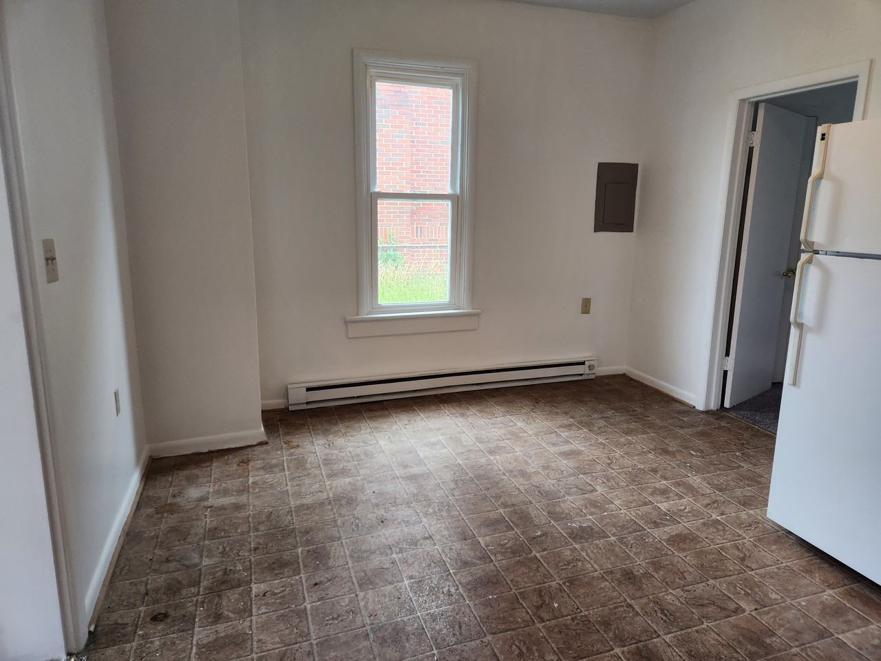 406 East Moler Avenue, Apt 1, Martinsburg WV 25404 - Photo 5 of 11