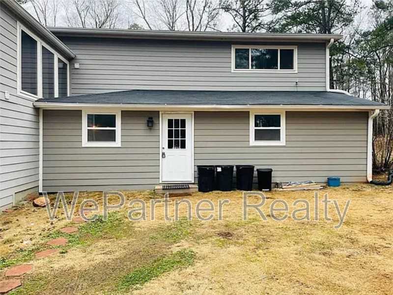 1189 Iris Lake Rd #B - Photo 2 of 10