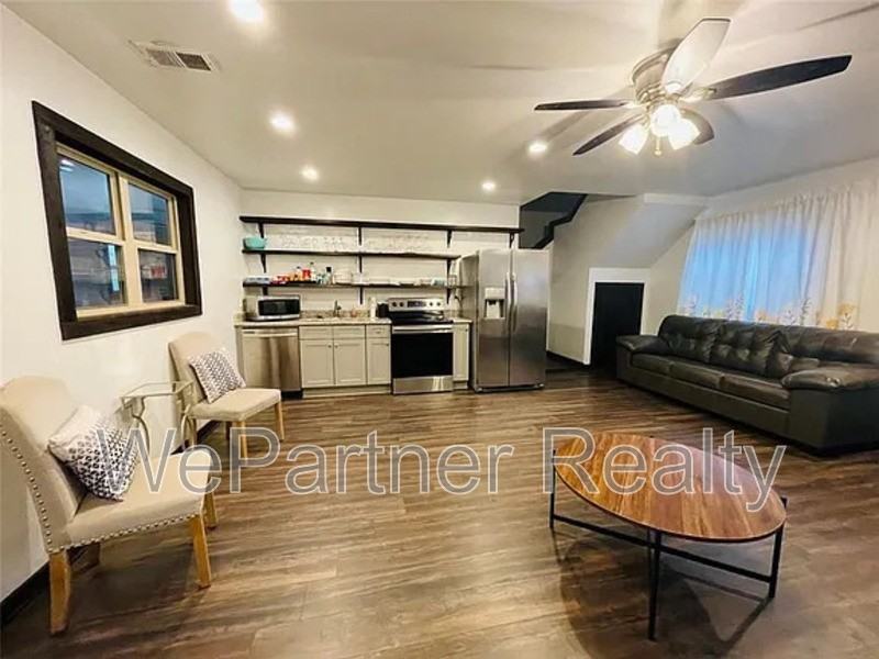 1189 Iris Lake Rd #B - Photo 5 of 10