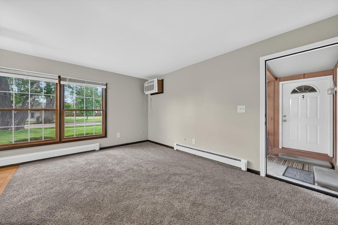 39440 Muffatt Street - Photo 4 of 26