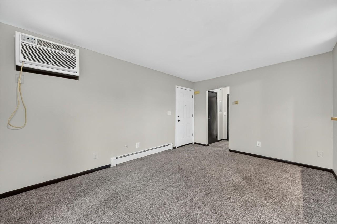 39440 Muffatt Street - Photo 5 of 26