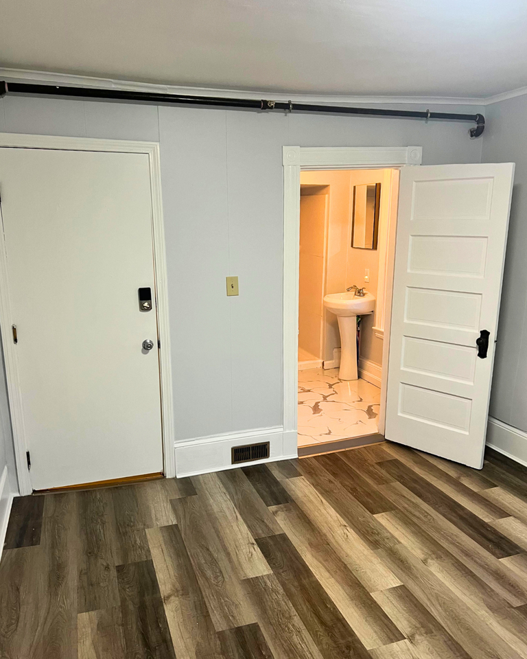 640 Main Road North - Photo 6 of 12
