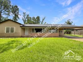featured image of 3255 Charles St