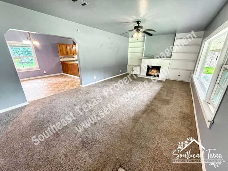3255 Charles St - Photo 2 of 14