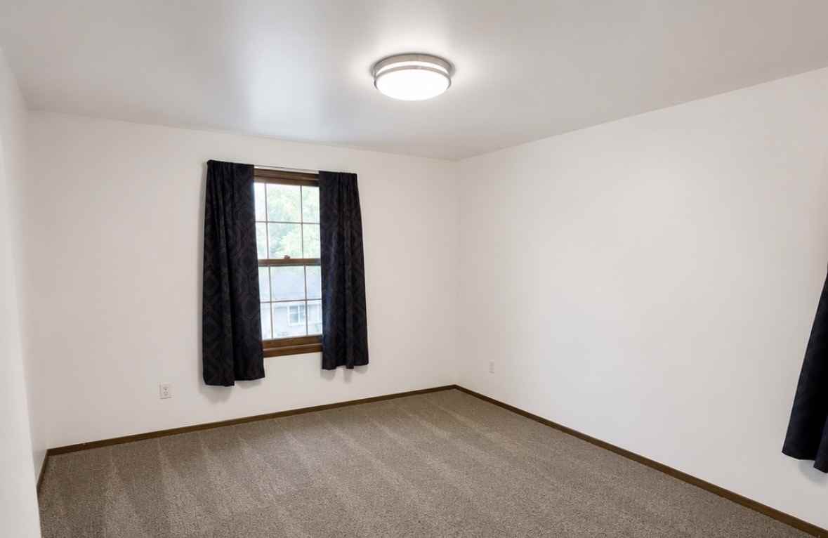 1187 South Waukechon Street - Photo 5 of 6