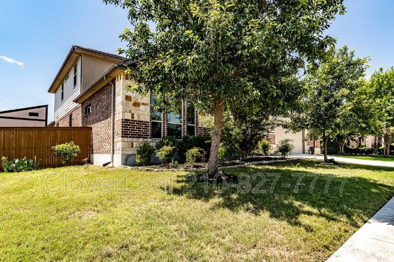 908 Sussex Cv - Photo 2 of 47