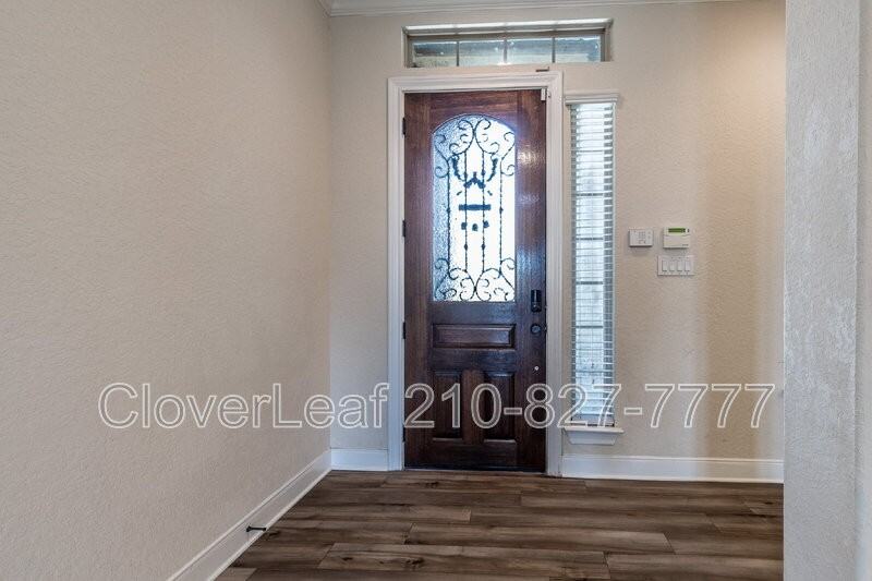 908 Sussex Cv - Photo 6 of 47