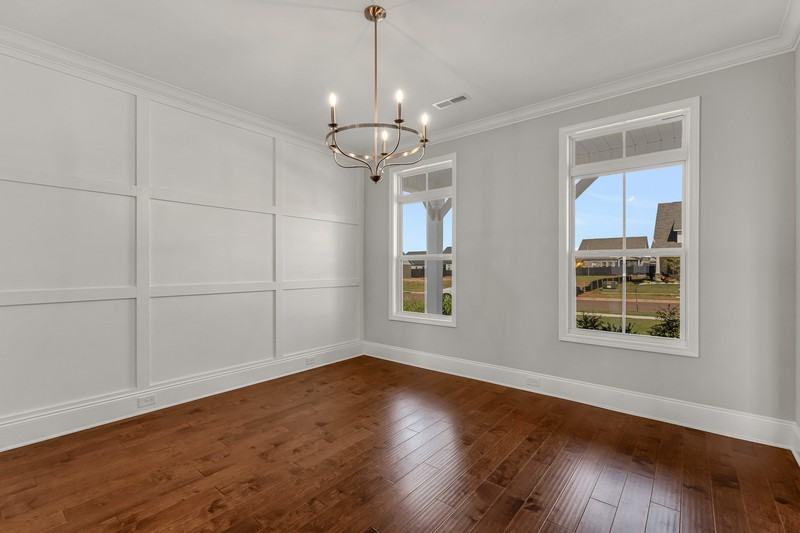 24 Ginsberg Dr - Photo 5 of 50