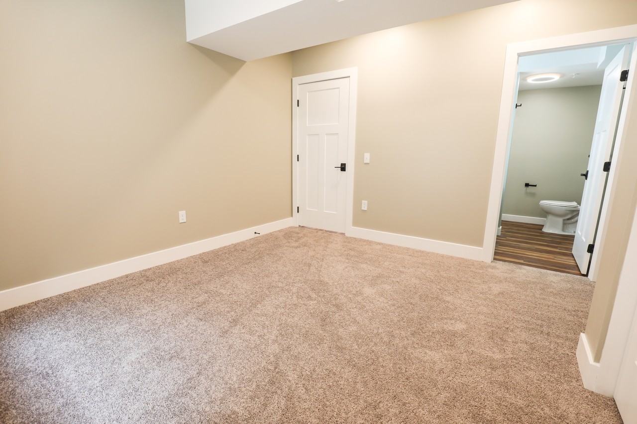 Spring Lake Apartments - Photo 2 of 6