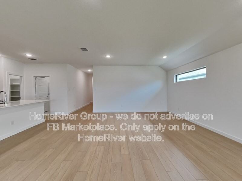 425 Leopold Trl - Photo 5 of 25