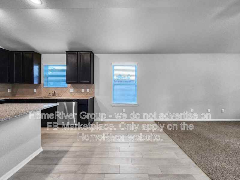 6422 Leaning Cypress Trl - Photo 4 of 21