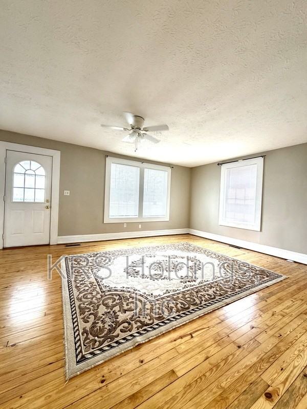 3413 Thomas Jefferson Rd - Photo 3 of 10