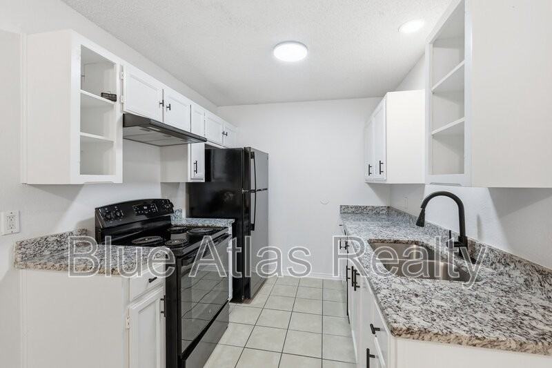6340 Mark Ct - Photo 2 of 16