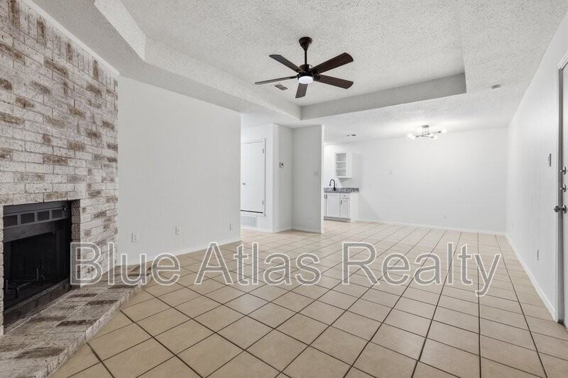 6340 Mark Ct - Photo 5 of 16