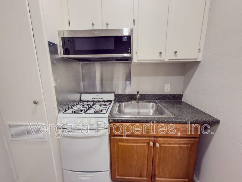 921 Sartori Ave #I - Photo 5 of 13