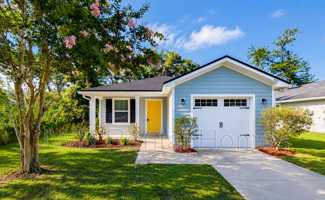 featured image of 8630 Buttercup St