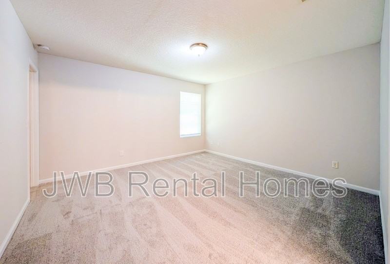 8630 Buttercup St - Photo 6 of 16