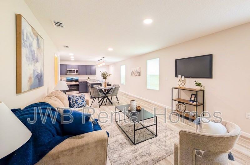 1284 Pangola Dr - Photo 6 of 21