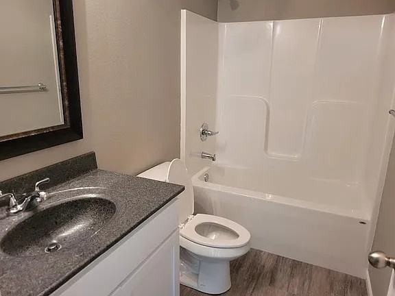 321 Dogwood Pl - Photo 6 of 14