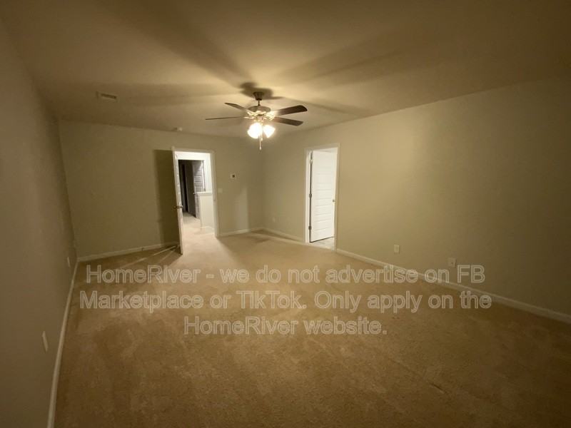 2215 Waycross Ln - Photo 3 of 31