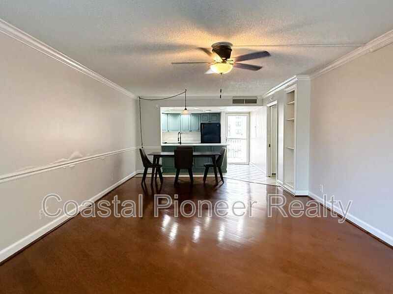 2614 Cove Cay Dr #204 - Photo 7 of 28
