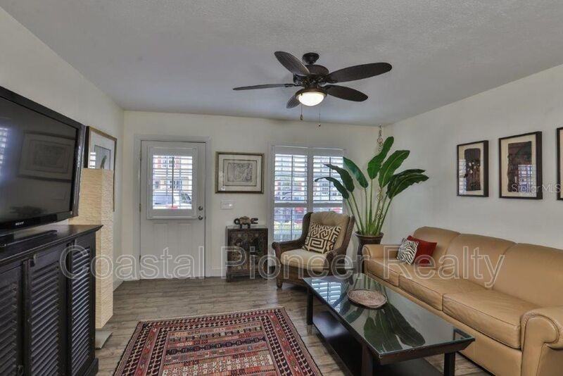 3355 W Wyoming Cir - Photo 4 of 24
