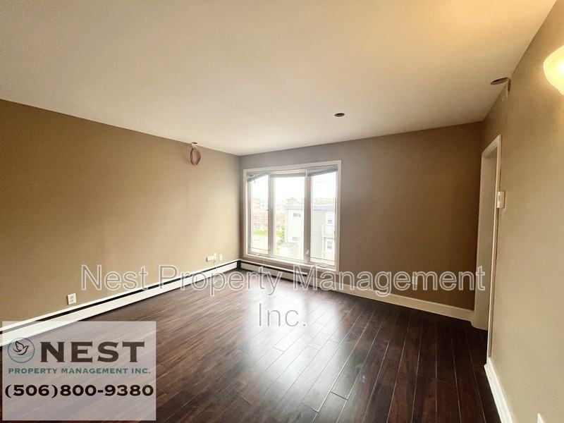 227 West Lane - Photo 2 of 34